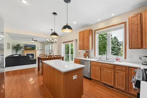 2409 Golf Drive Woodbury MN 55129