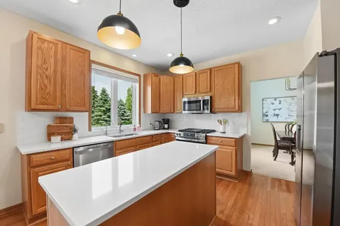 2409 Golf Drive Woodbury MN 55129