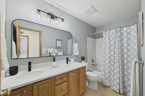 2409 Golf Drive Woodbury MN 55129