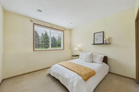 2409 Golf Drive Woodbury MN 55129