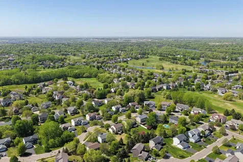 2409 Golf Drive Woodbury MN 55129