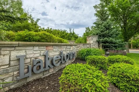 9090 Meadow Way Victoria MN 55386