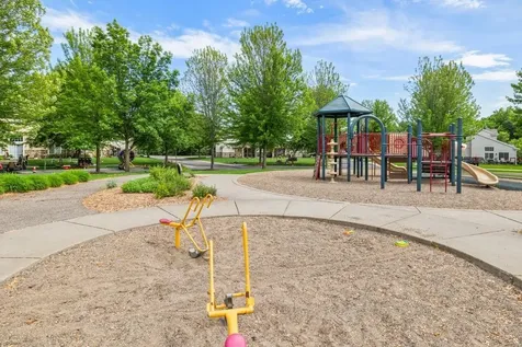 9090 Meadow Way Victoria MN 55386