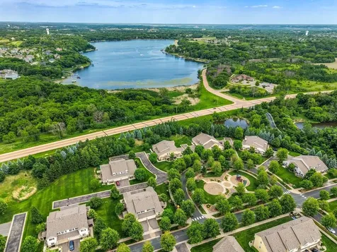 9090 Meadow Way Victoria MN 55386