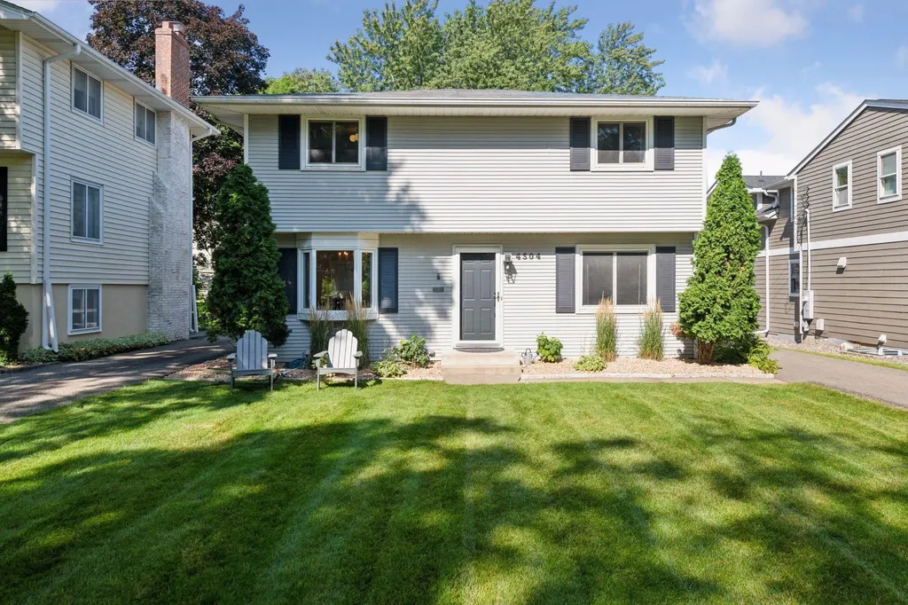 4504 Rutledge Avenue Edina MN 55436