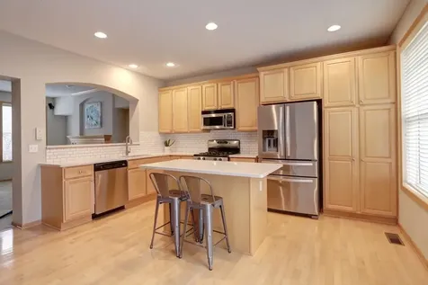 11272 Preswick Boulevard Eden Prairie MN 55344