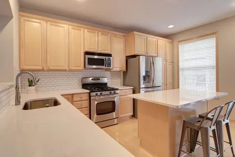 11272 Preswick Boulevard Eden Prairie MN 55344