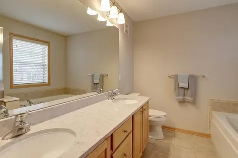 11272 Preswick Boulevard Eden Prairie MN 55344