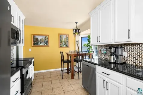 4604 Glenwood Street Duluth MN 55804