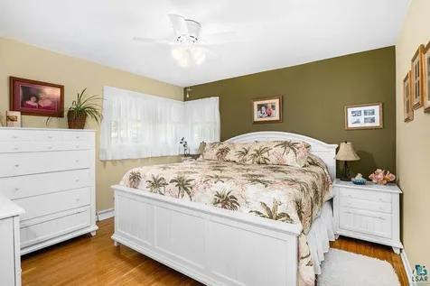 4604 Glenwood Street Duluth MN 55804