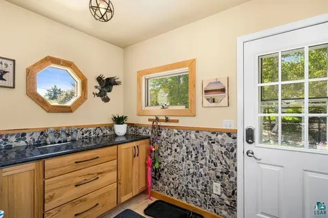 4604 Glenwood Street Duluth MN 55804