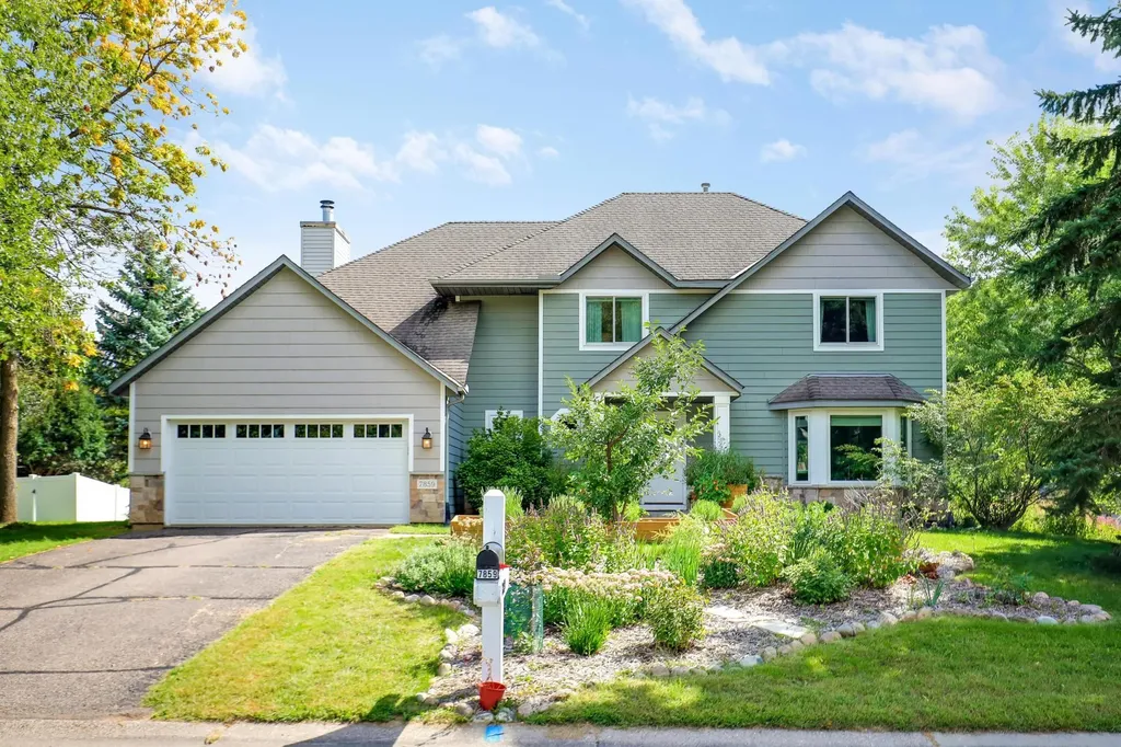 7859 Dover Cove Eden Prairie MN 55347