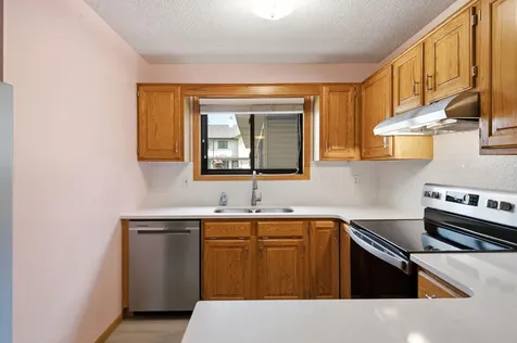 5305 Orleans Lane N Plymouth MN 55442