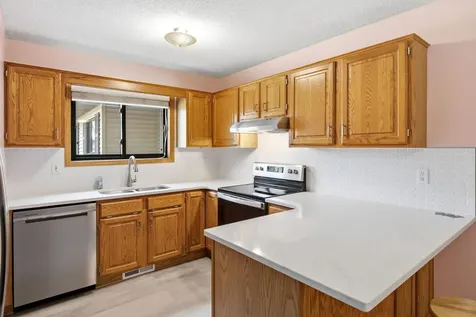 5305 Orleans Lane N Plymouth MN 55442