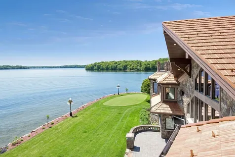 4100 Enchanted Lane Mound MN 55364