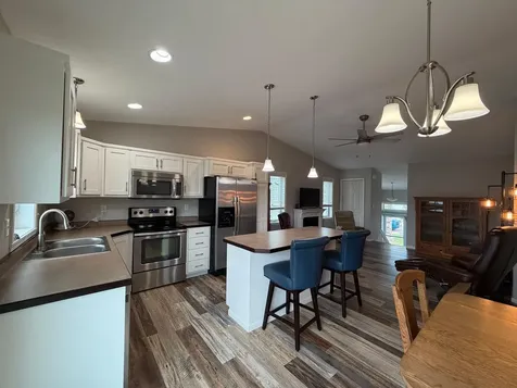 6179 56th Avenue S Fargo ND 58104