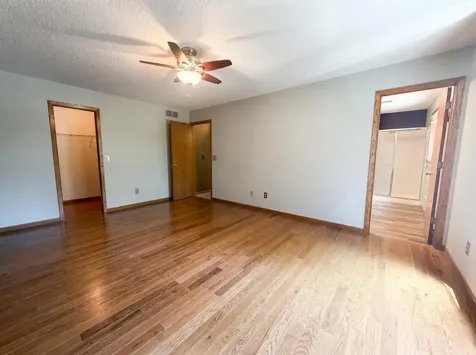 9394 71st Bay S Cottage Grove MN 55016