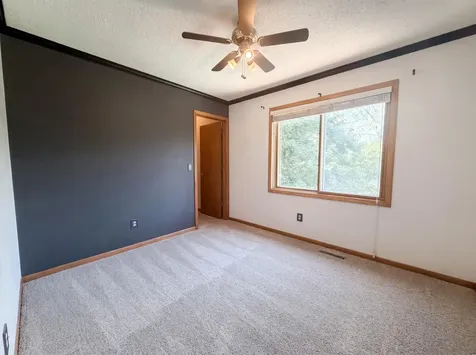 9394 71st Bay S Cottage Grove MN 55016