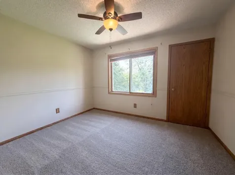 9394 71st Bay S Cottage Grove MN 55016
