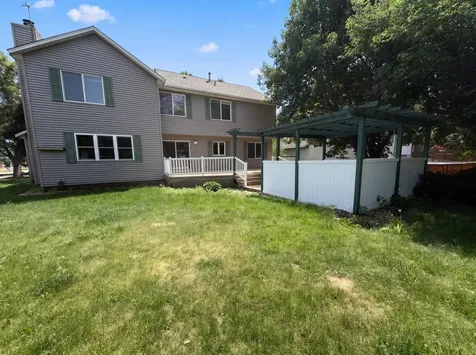 9394 71st Bay S Cottage Grove MN 55016