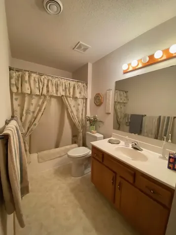 1503 Highview Trail Albert Lea MN 56007