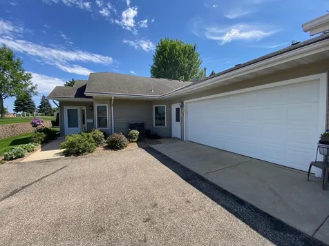 1503 Highview Trail Albert Lea MN 56007