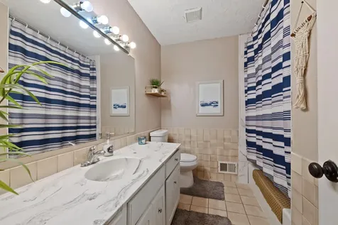 121 Chaparral Drive Apple Valley MN 55124