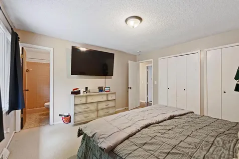 121 Chaparral Drive Apple Valley MN 55124