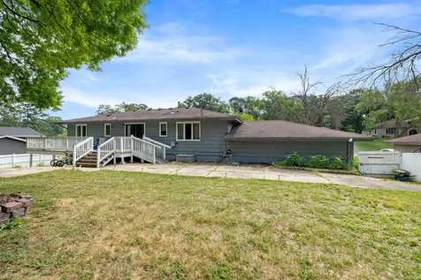 121 Chaparral Drive Apple Valley MN 55124