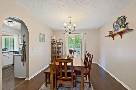 121 Chaparral Drive Apple Valley MN 55124