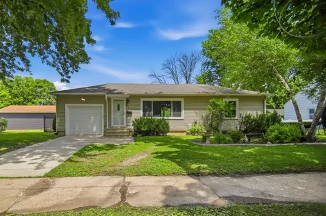 603 13th Avenue SE Austin MN 55912