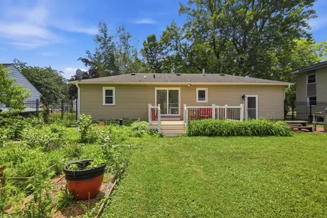 603 13th Avenue SE Austin MN 55912