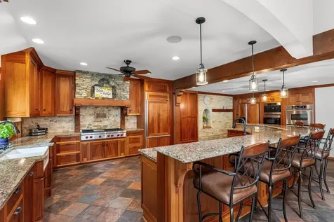 365 Pleasant View Road Chanhassen MN 55317