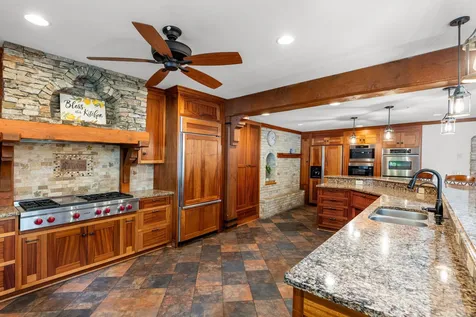 365 Pleasant View Road Chanhassen MN 55317