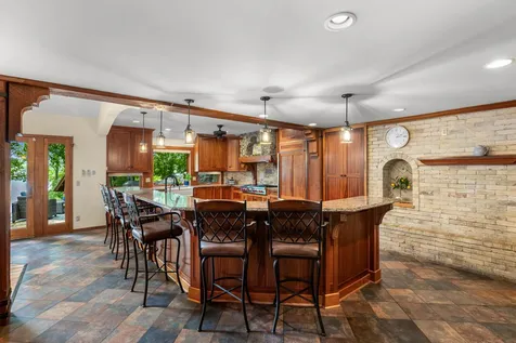 365 Pleasant View Road Chanhassen MN 55317