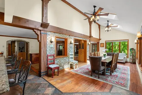 365 Pleasant View Road Chanhassen MN 55317