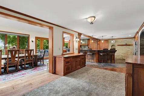 365 Pleasant View Road Chanhassen MN 55317