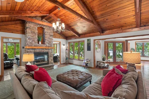 365 Pleasant View Road Chanhassen MN 55317