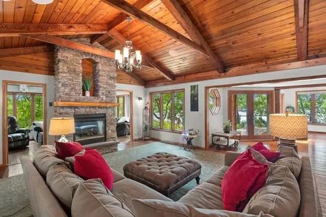 365 Pleasant View Road Chanhassen MN 55317