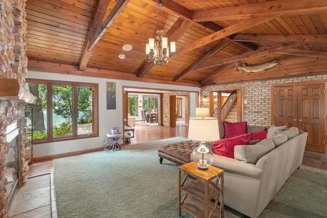 365 Pleasant View Road Chanhassen MN 55317