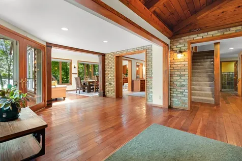 365 Pleasant View Road Chanhassen MN 55317