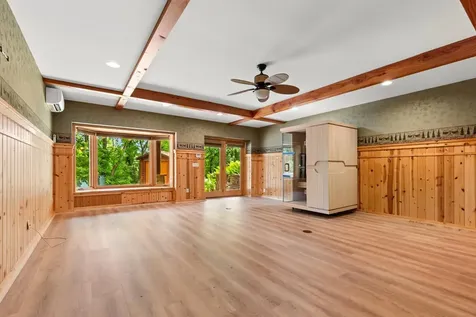 365 Pleasant View Road Chanhassen MN 55317