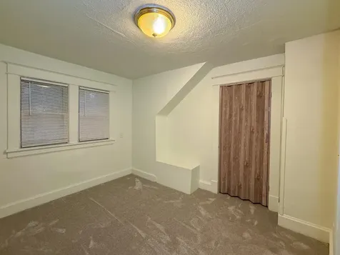 904 Jessamine Avenue E Saint Paul MN 55106