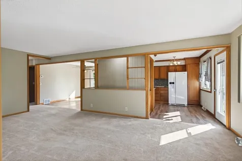 7846 Gresham Lane S Cottage Grove MN 55016