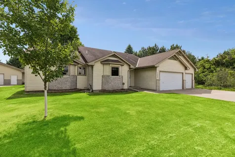 21030 W Linwood Drive NE Wyoming MN 55079