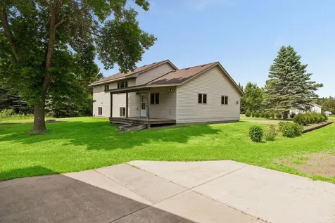 21030 W Linwood Drive NE Wyoming MN 55079