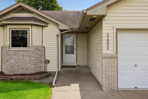 21030 W Linwood Drive NE Wyoming MN 55079