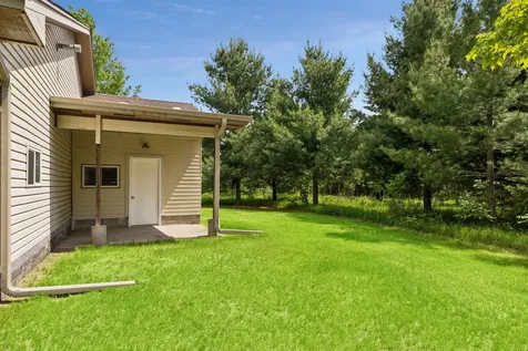 21030 W Linwood Drive NE Wyoming MN 55079