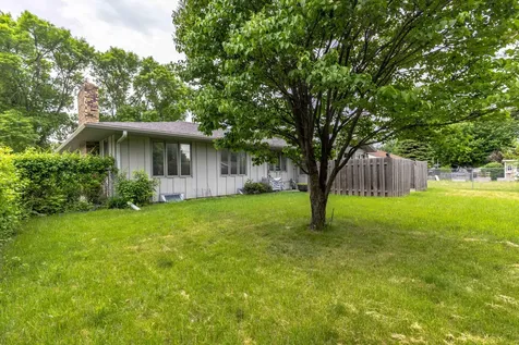 501 23rd Avenue S Fargo ND 58103