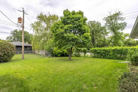 501 23rd Avenue S Fargo ND 58103